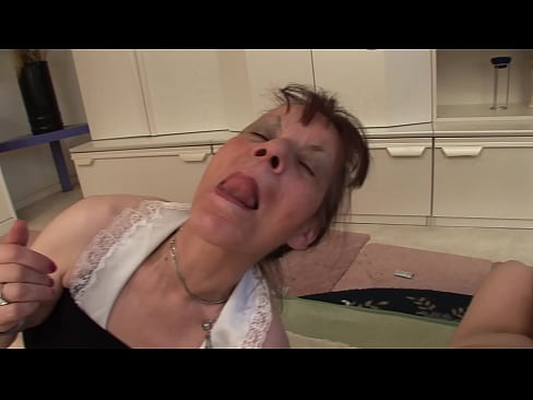 ❤️ Dve babici in en dedek imajo seks v troje ❤️ Slute pri nas sl.onlydesiporn.ru